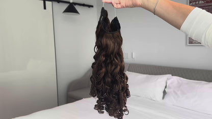 Highlighted Brown Curly Slip-On Hair Extensions 180G 22”
